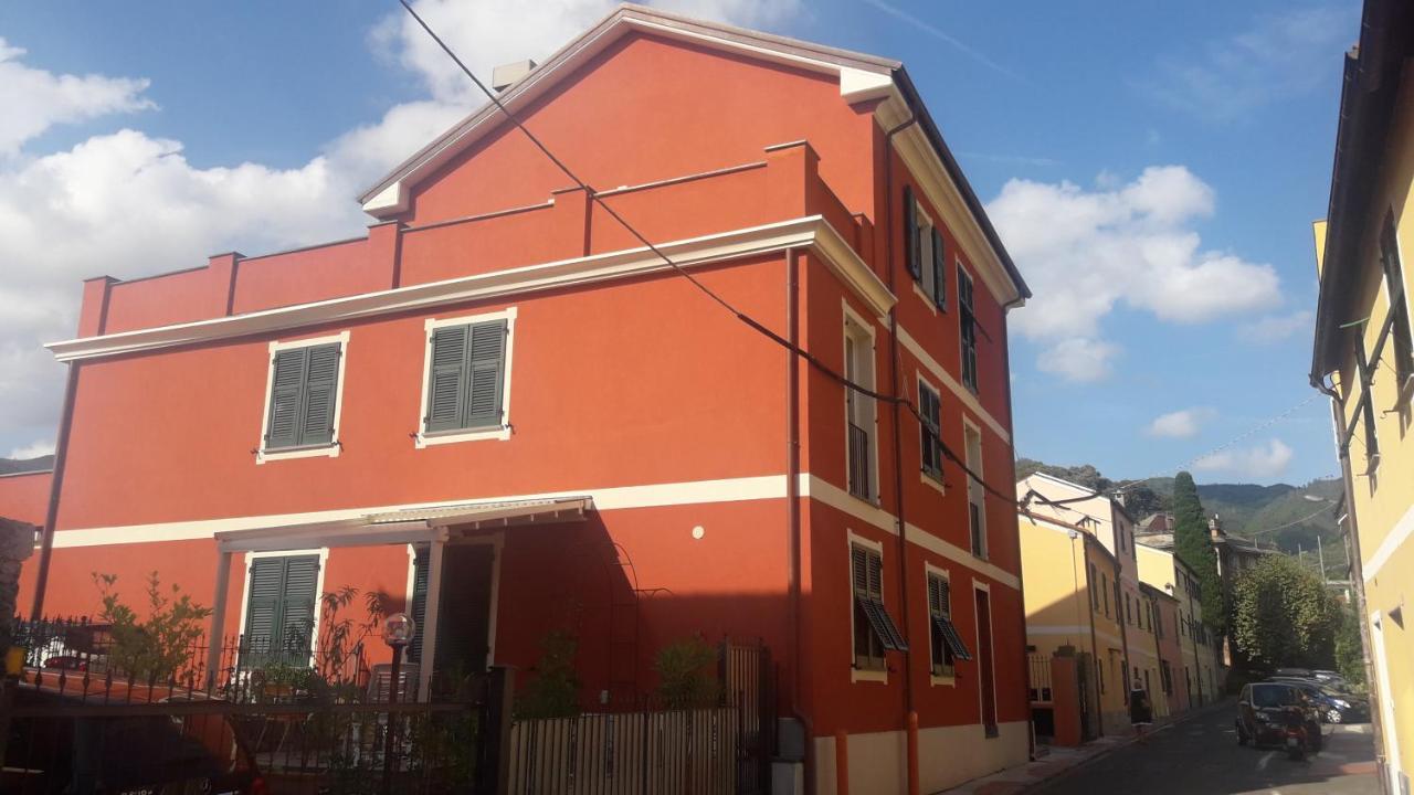 莱万托Gloria House公寓 外观 照片